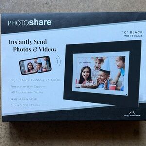 PhotoShare 10" Black WiFi Frame